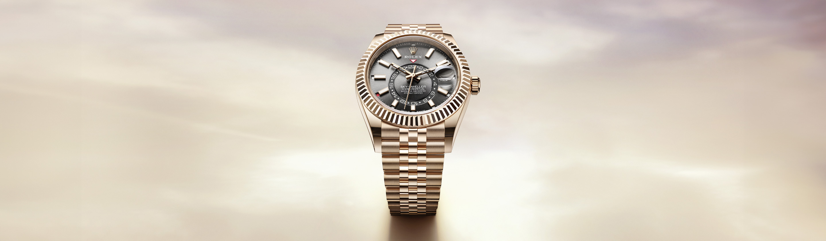 rolex-sky-dweller-cover-m336935-0008_2312jva_001-landscape