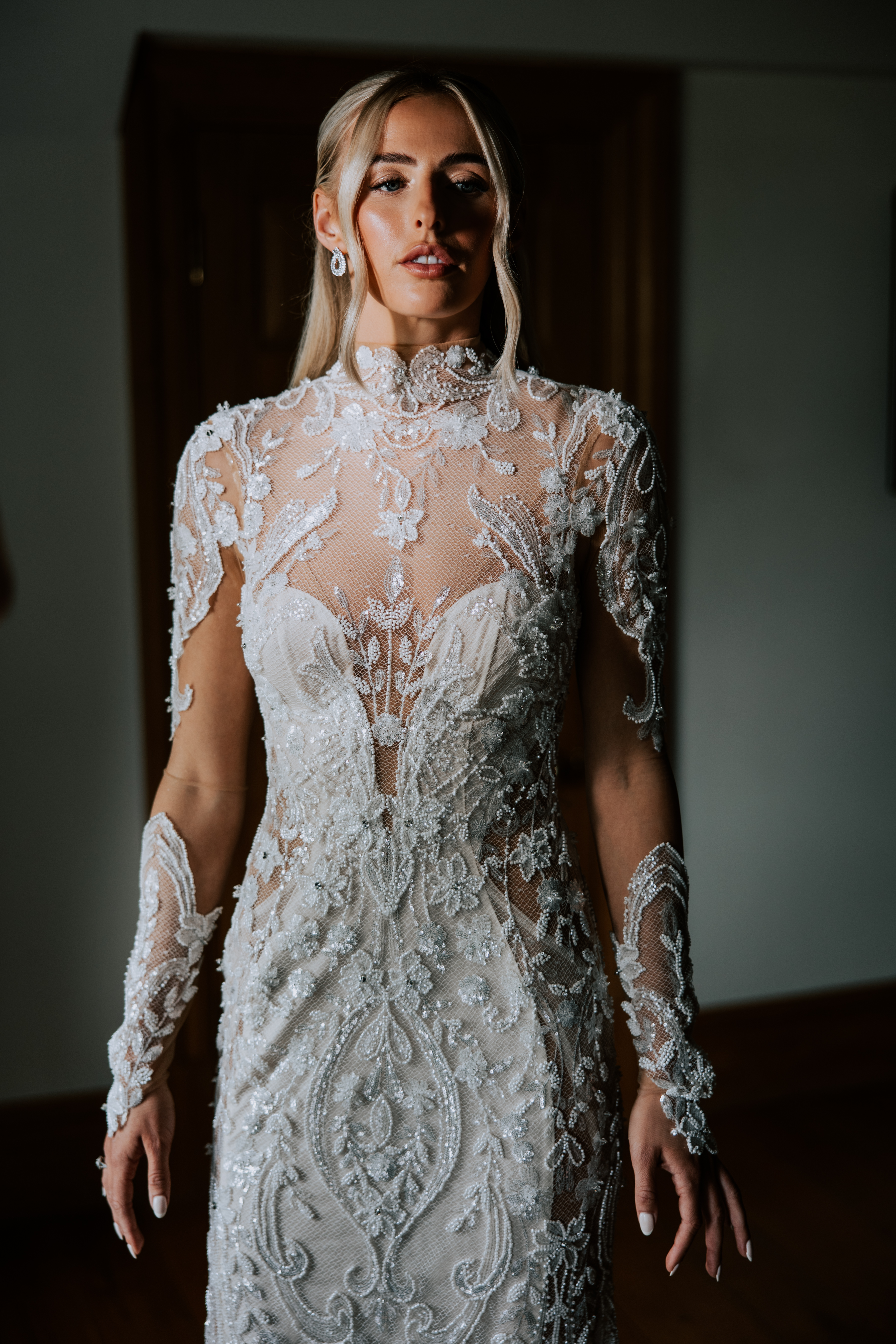 Chloe-Scott-wedding-240724-9_uk3u0i