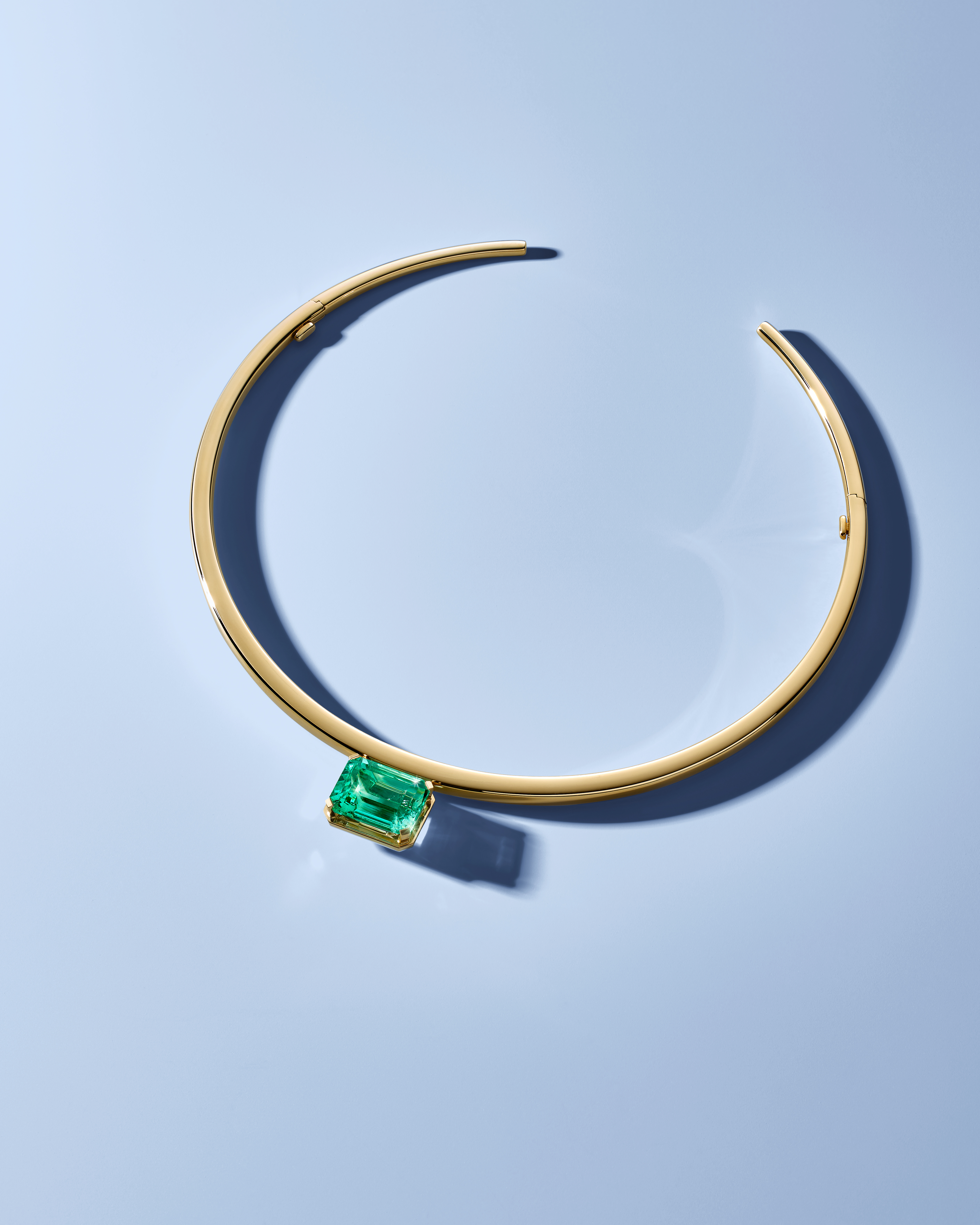 AA_smaragd_collier_2023_hart_workfile_2_layers_blink_sRGB