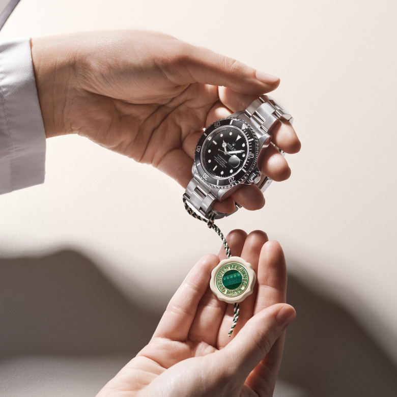 rolex-cpo-programme-push-cpo_2403fb_001-portrait_i1yrem