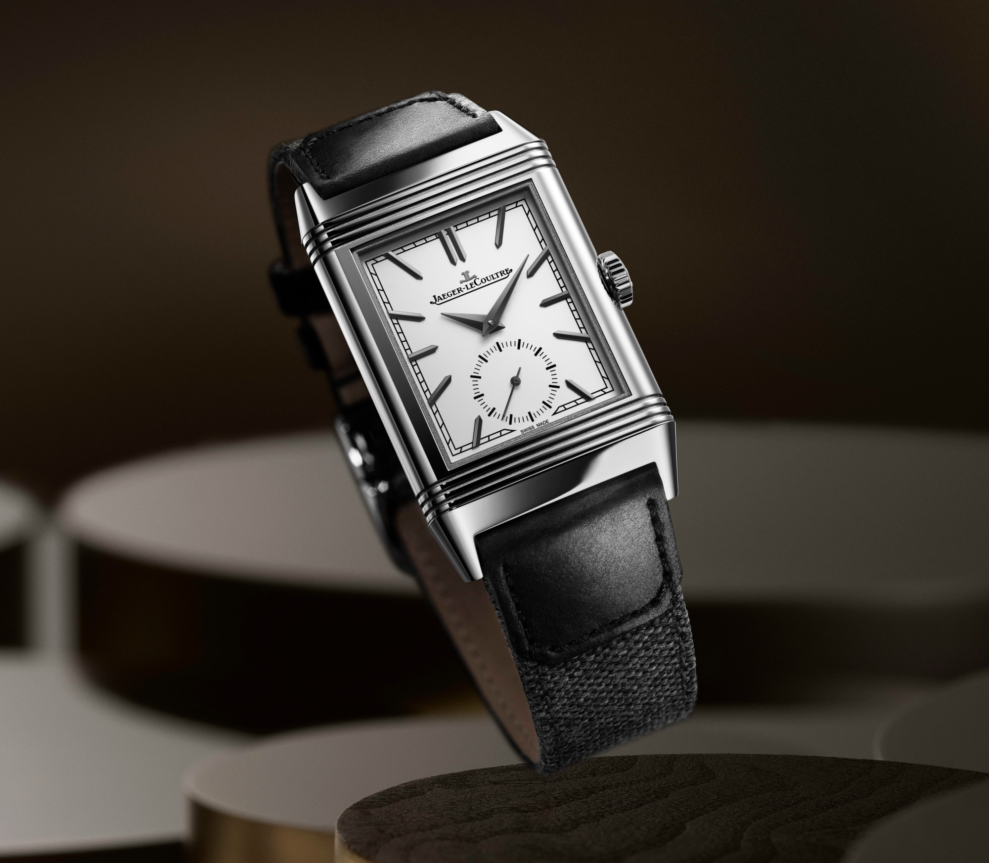 jaeger-lecoultre-reversotributesmallseconds-steel-levitation-16-9_c_crop_w_4864_h_4243_x_1393_y_0_1_td8d2c