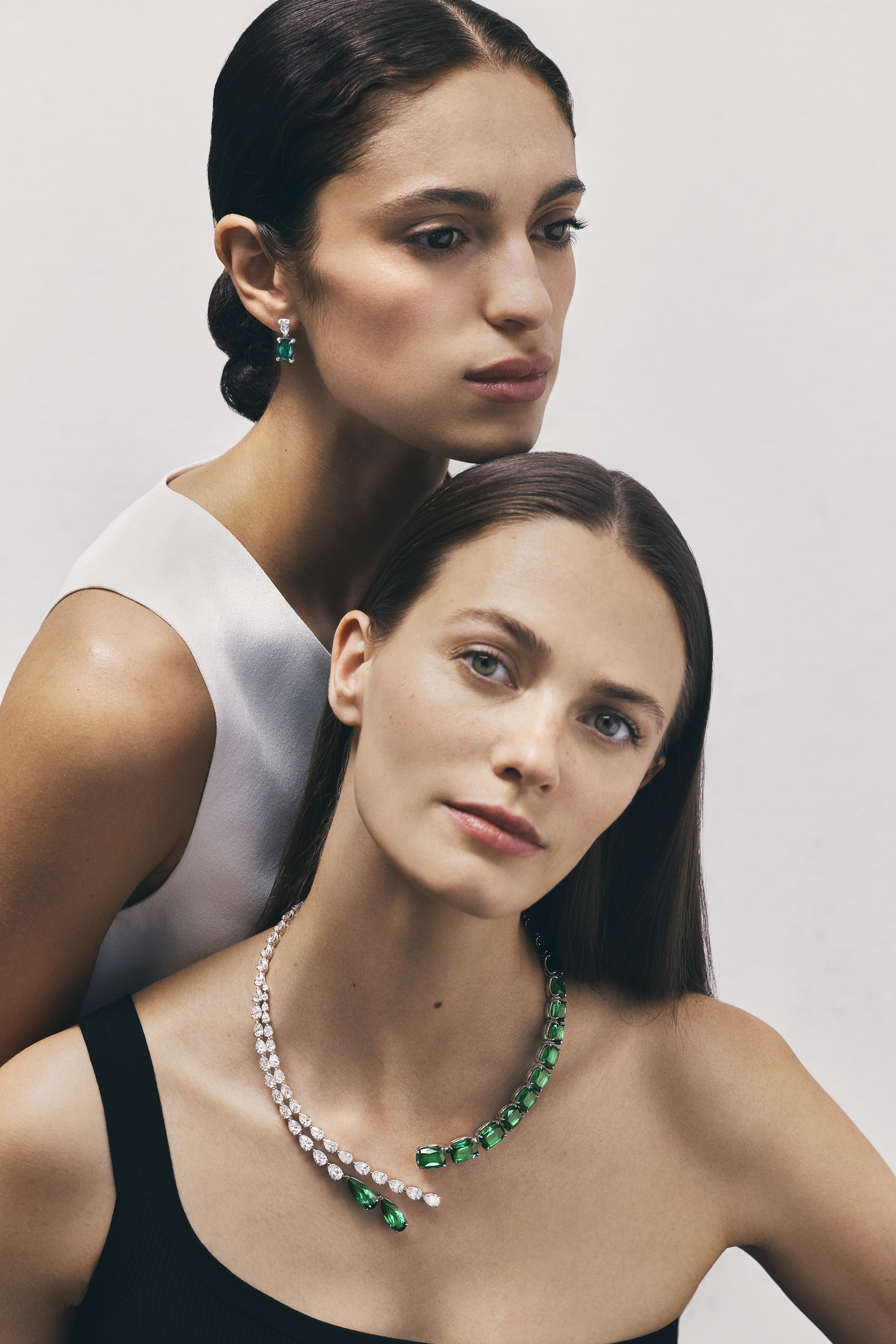 2025-Magazine-BFJ-2x3-model_image_3