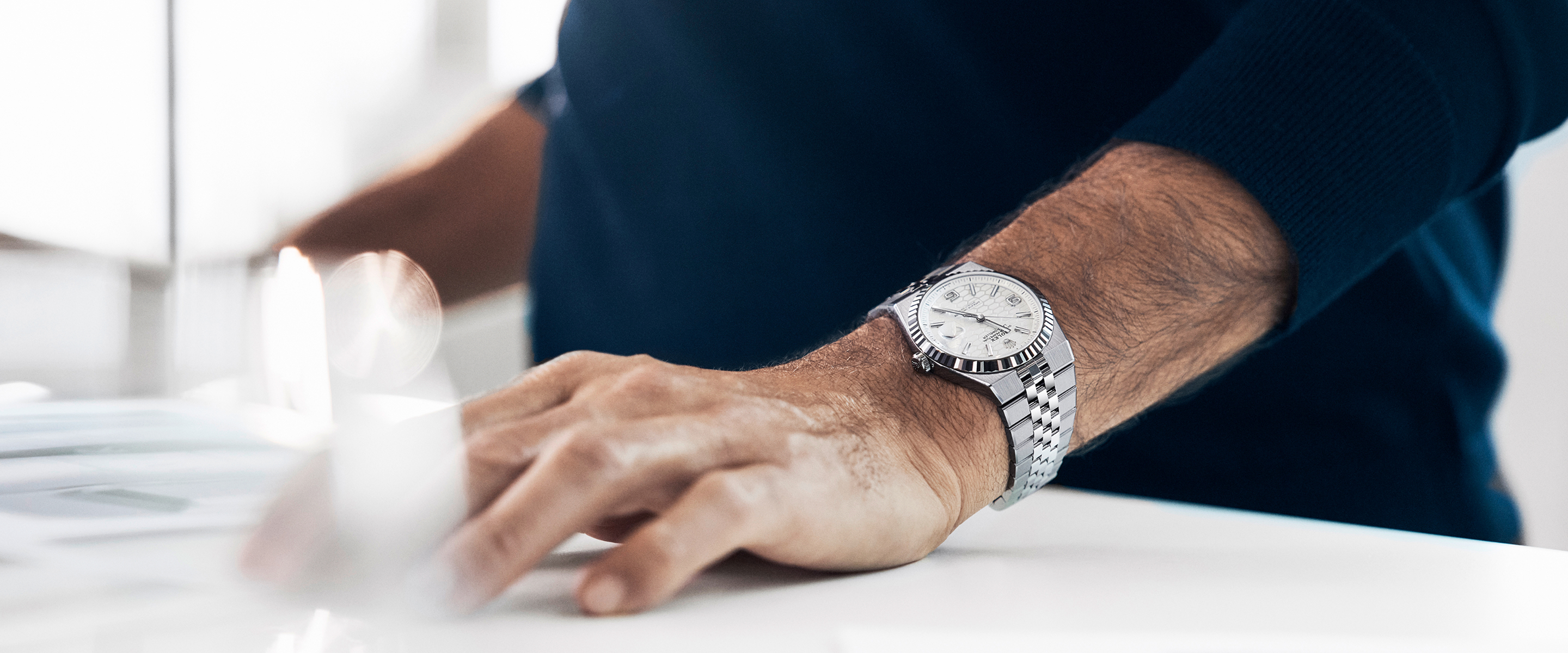 rolex-the-land-dweller-roger-federer-wrist-watch_and_rfederer_2411ab_2-landscape