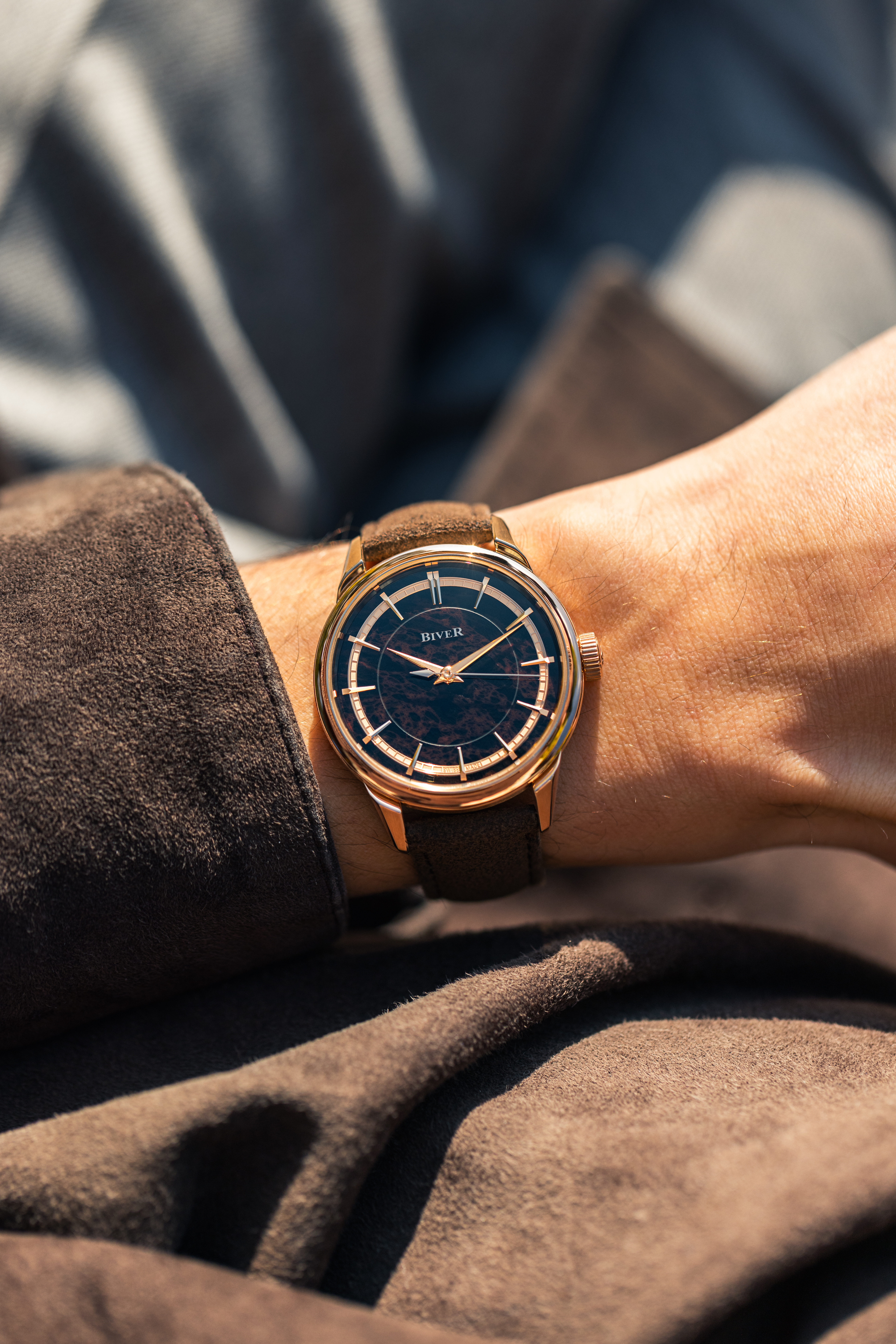 2025-Biver-Automatique-aRGB-9x16-wristshot