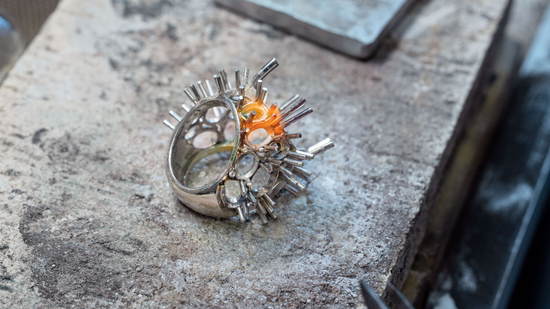 2025-Magazine-BFJ-16x9-Made-for-a-modern-woman_10