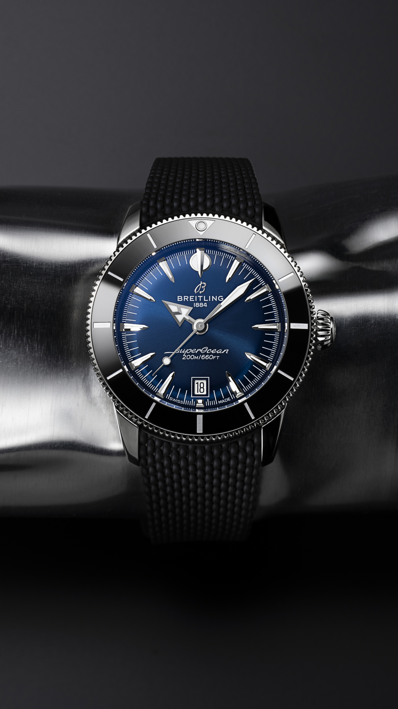 2025-Exclusives-Breitling-aRGB-9x16-still_image_1