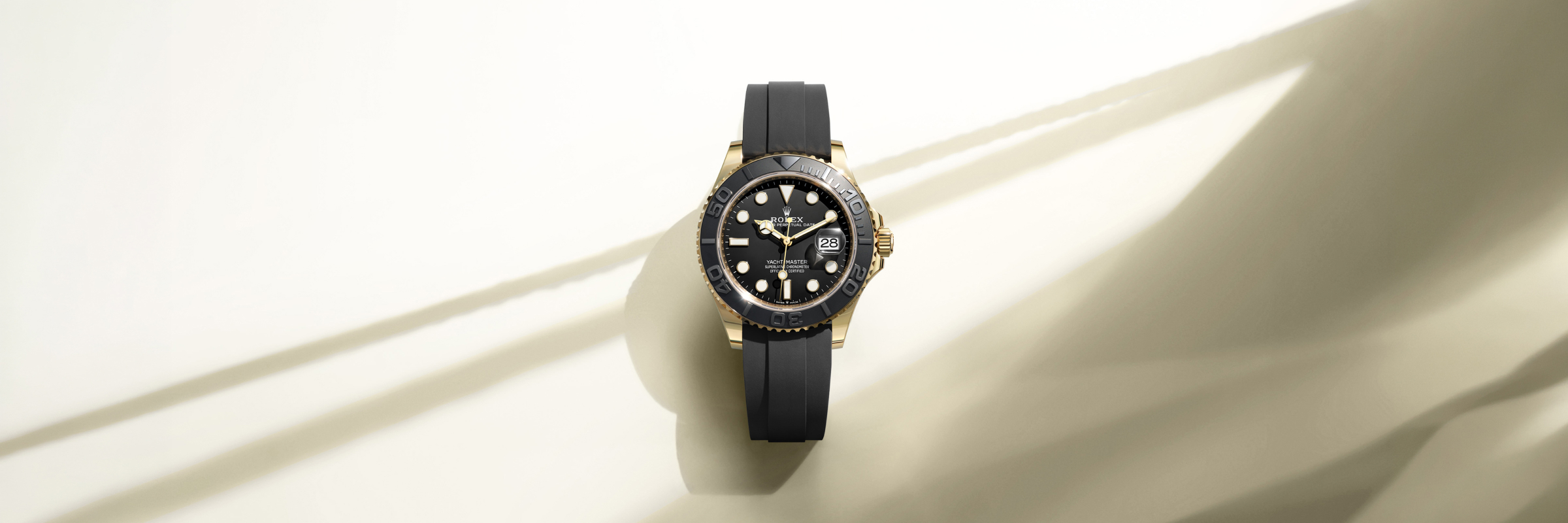 rolex-collection_banner-yacht-master-cover-m226658-0001-landscape