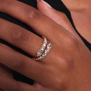 Diamond Twist 
, 